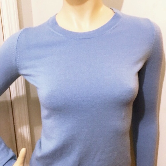Banana Republic Wool Baby Blue Crew Neck Sweater - Picture 3 of 8